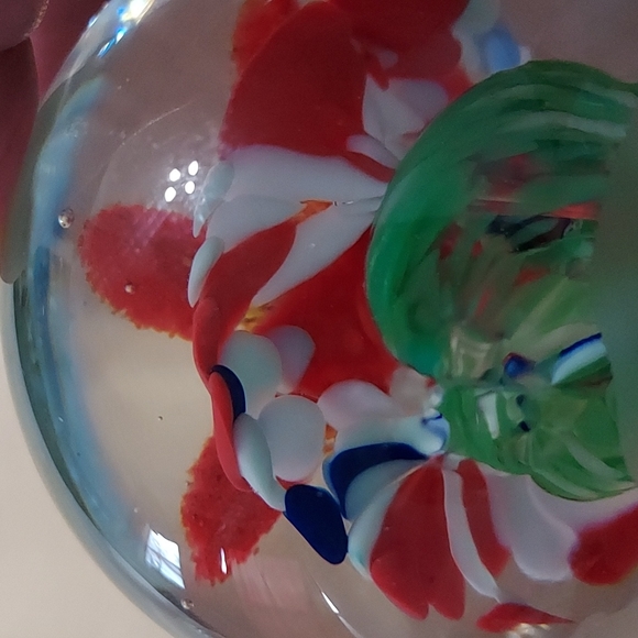 STAMPED Glass Flower Paperweight by I N F has a couple of nicks,Multicolor. - Picture 6 of 8